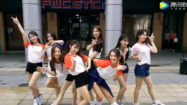 【فرقة SING النسائية】 التنقيب عن العروض المبكرة لأغنية «Kiss Me»