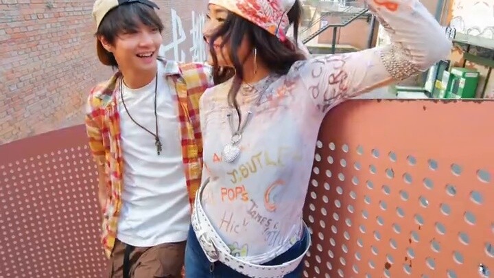 Kick off the work atmosphere and go out to enjoy the weekend sunshine