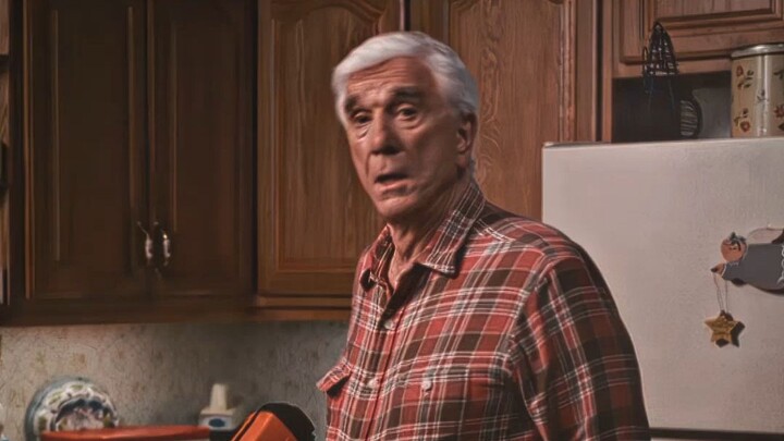 Kamu tahu keponakanmu punya kekuatan super, tapi kamu tidak punya buktinya.