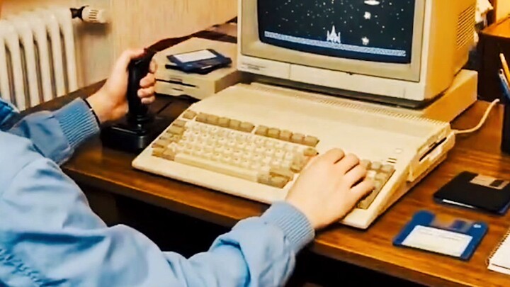 El primer joystick te enseñó a perder antes de que la vida lo hiciera. 🎮