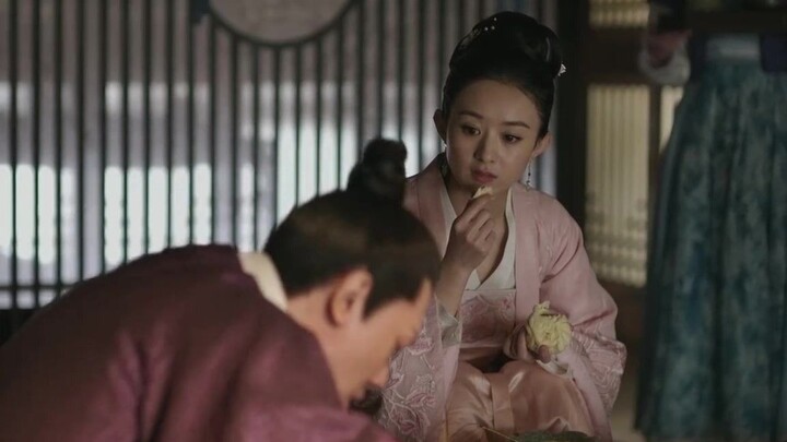 [A Bite of China] Am I the only one staring at the bun in Minglan's hand the whole time? !