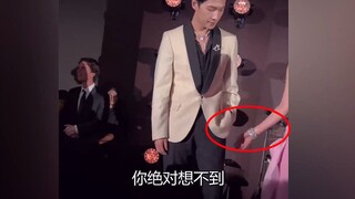 被抓拍的明星暖心行为，王嘉尔帮裴珠泫解围，张颂文让礼仪打伞