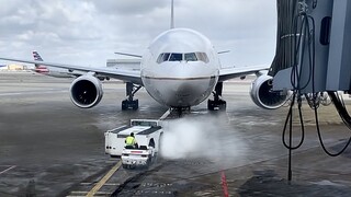 Plane Is Too Heavy for Pushback