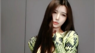 4K Qing Xiaotu possessed by snake spirit, 15s ecstasy, 20s high, 30s nosebleed