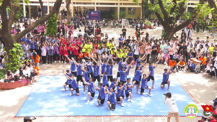 FLASHMOB NGUYỄN CÔNG TRỨ 2020 | 11A3