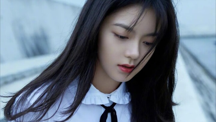 داخل الدراما وخارجها، هي دائمًا لي شيتشينغ! كم هي جميلة في الواقع تشاؤ جينماي، الحاصلة على المركز ال