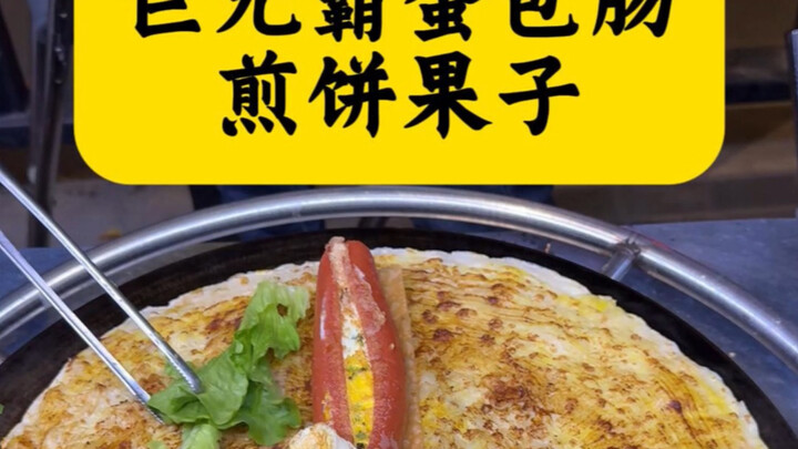 Pancake Gulung Telur Raksasa dengan Sosis