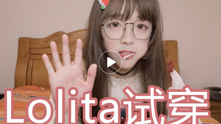 The experience of a cross-dresser turning a Lolita outfit into an evening gown