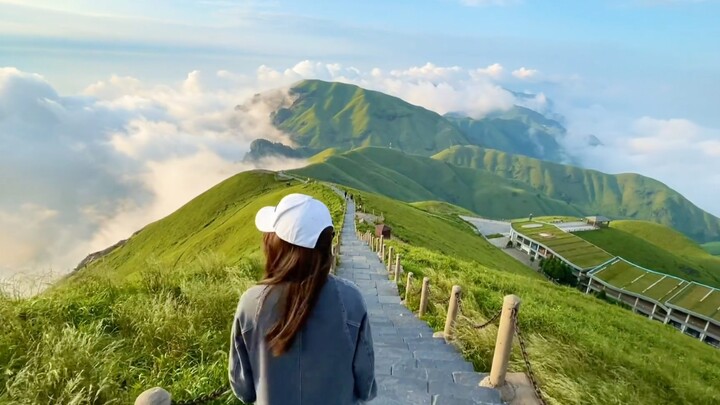 “Hidup seharusnya terbuang sia-sia di tempat seperti ini.”