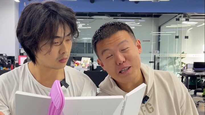 Bạn có thể làm máy bay hộ tống cho tôi, giúp tôi nổi bật được không?