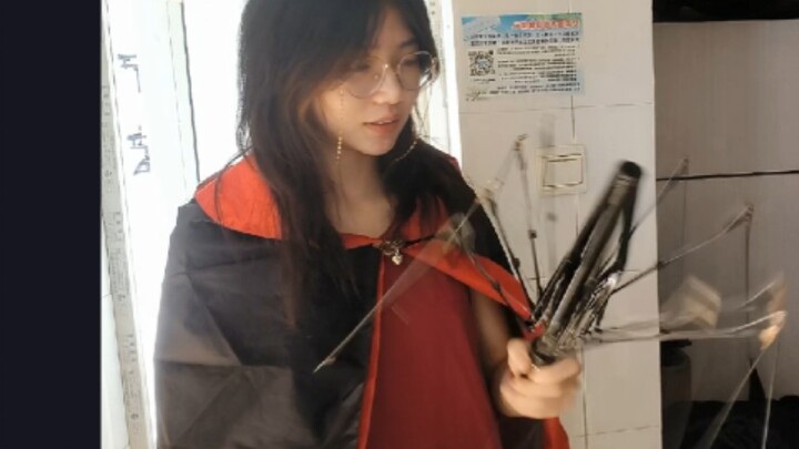 坏了的伞可以穿在身上，让它继续遮风挡雨