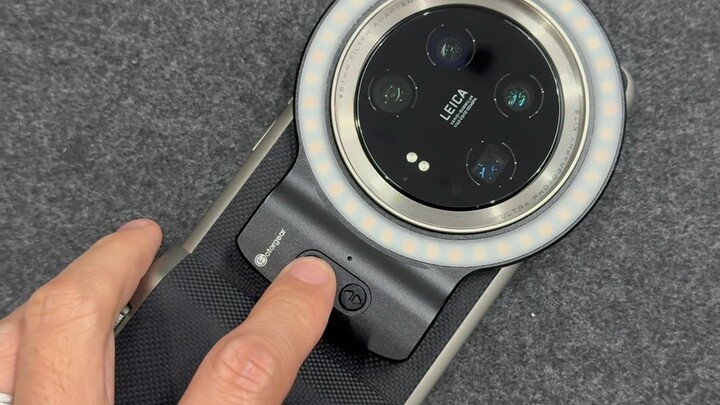 Brilliant! The ring light originally designed for the Xiaomi 13 Ultra also works perfectly with the 