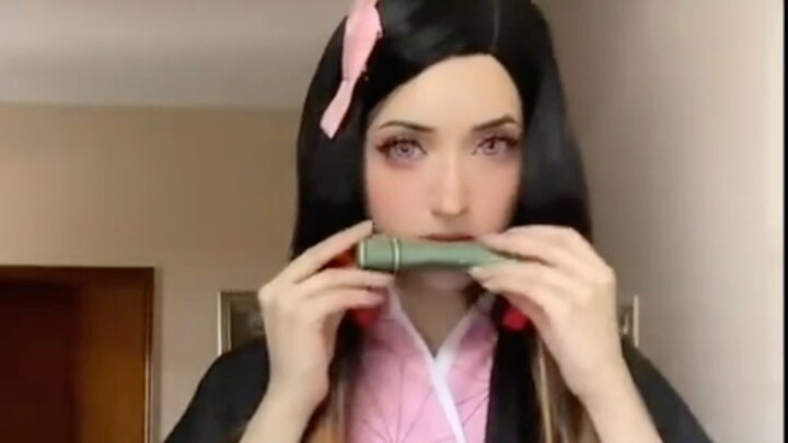 I can eat your bamboo too😋💦