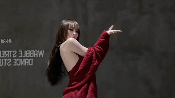 Rok pendek dengan buff penuh ~ Koreografi Zui Zui + koreografi Mokey