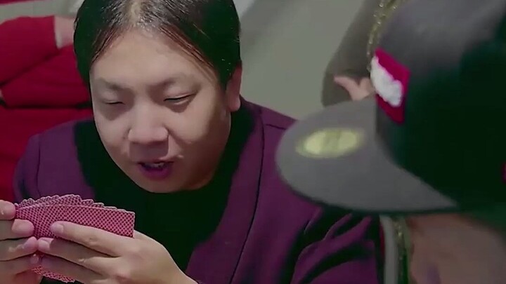 Hardcore card game—only those with the strongest confidence get to call the shots.