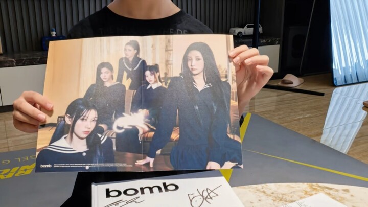 ได้รับอัลบั้มพร้อมลายเซ็นของ ILLIT