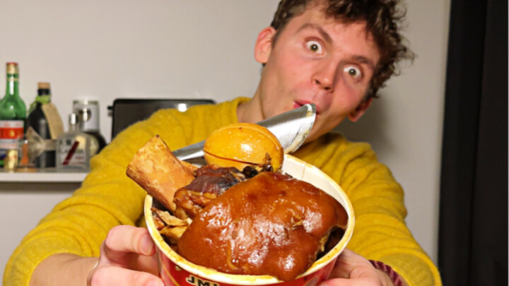 Khổng sư phụ: Ta bảo ngươi cho thịt bò thái hạt lựu vào, nhưng đừng cho giò heo Long Giang vào!!!!!!