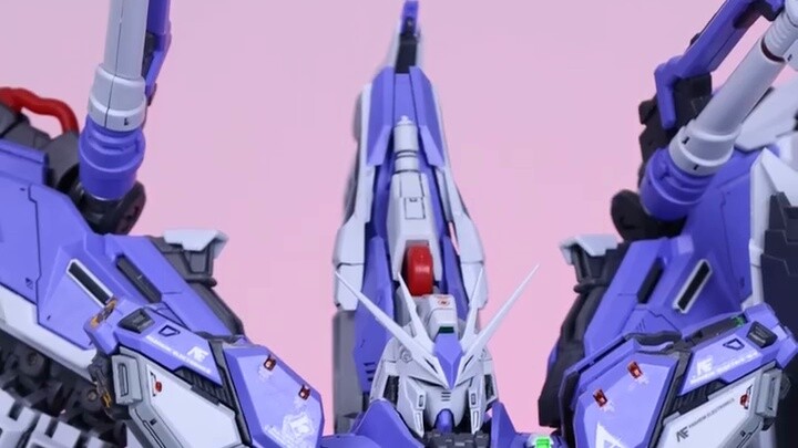 [Daily one-minute quick review] Weihu imitates GK style Bull Gundam!