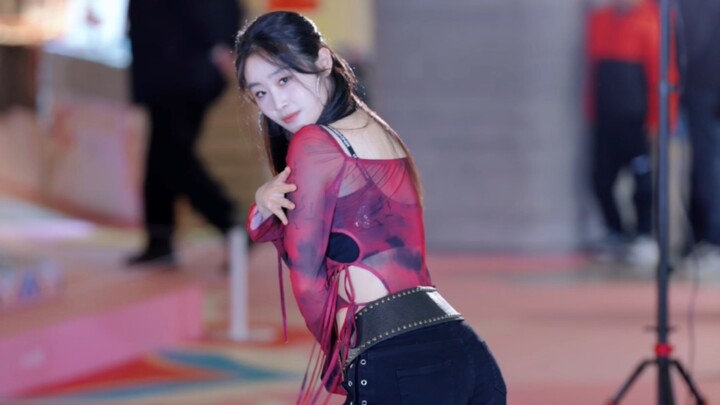 ช่วยด้วย ฉันพูดตามไม่เป็นจริงๆ I 【DDD】- การเต้นคัฟเวอร์ EXID