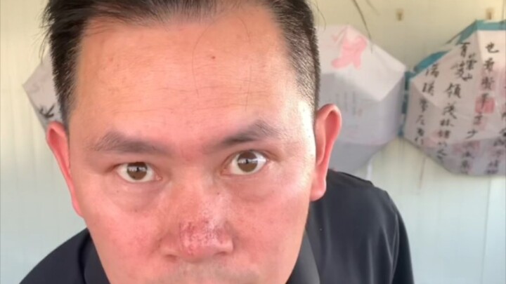 มีผู้ติดตาม 400,000 คนแล้ว ขอบคุณทุกคนที่ให้การสนับสนุน!