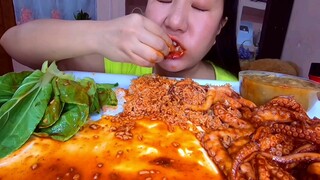 章鱼配辣酱吃播|| Octopus with Hot chilli Sauce Mukbang. 订阅我的频道. 谢谢❤️