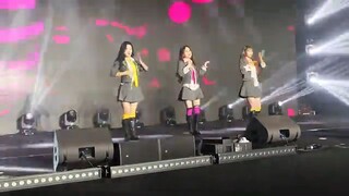 AKB48TeamSH五周年低质饭拍合集制服抵抗