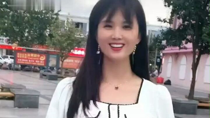 คนวัยกลางคนก็มี อี้เมิ่งหลิง ของตัวเอง