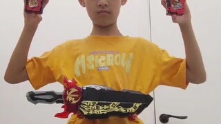 一百六十八在闲鱼买了一个二手的万代圣刃标配，然后送给我的亲表弟