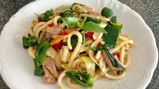 Pad Kee Mao Udon | เส้นอุด้งผัดขี้เมา ผัดขี้เมาเส้นอุด้ง ทำกินง่ายๆ ทำกินเองที่บ้าน