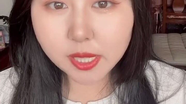 Cảm giác khi người yêu bị hôi chân là như thế nào?