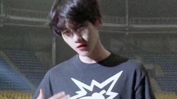 حبي الأول في تلك السنة، كان في الثانية والعشرين ولم يُؤسِّس شركته الخاصة بعد.