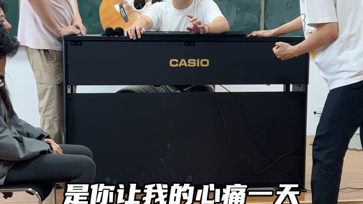 Masters really know their stuff! #GuessTheSong #GuessTheSongTitle #Master