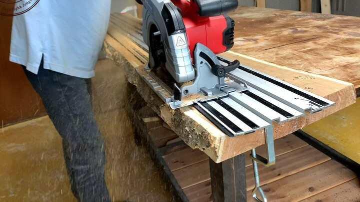 [Woodworking] New saw out of the box! Directly used as circular saw guide rail