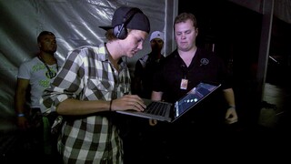 Avicii_-_I'm_Tim_1080P.mp4