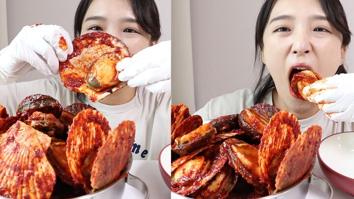 [Nado Official | Chinese Subs] Mukbang: Red-Sauce Scallops & Abalone — My Adorable Chubby Clam Frien