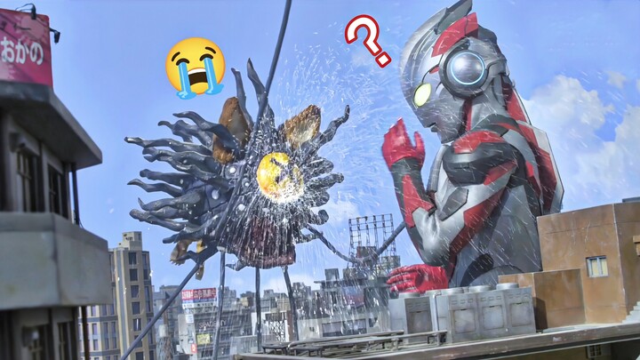 “原来怪兽也会爱上奥特曼呀！”