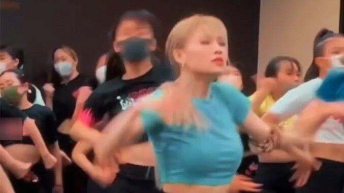 【Ibuki】How does Waacker dance to Breaking? 丨Original choreography丨BGM: dddd