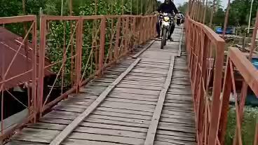 perjalan menuju danai banyak hal kocak