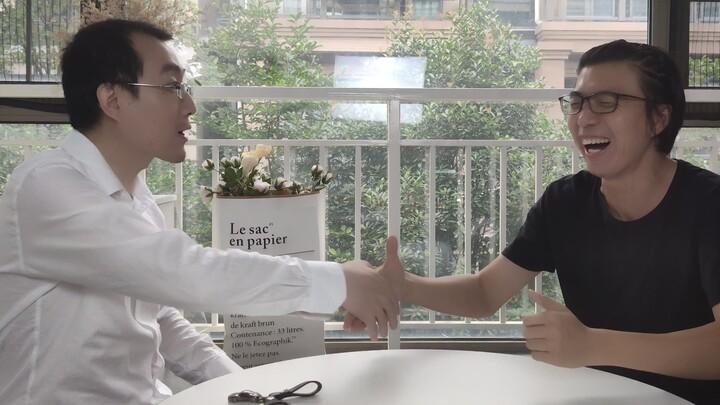 Aku bertukar identitas dan menjadi pemilik toko pakaian dalam.