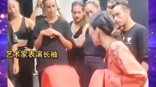 这才是文化输出！当国外惊现“国风舞”，一个动作“惊呆”老外！