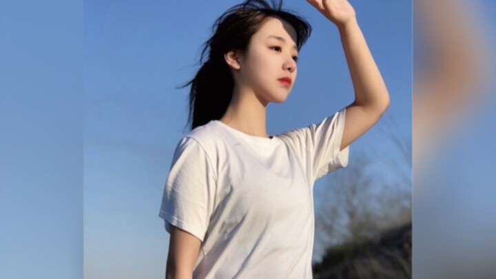 The Girl Who Makes Your Heart Flutter—Impossible Not to Fall (Episode 2)