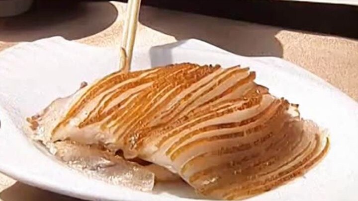 一条鱼切了700多刀，秀的人头皮发麻