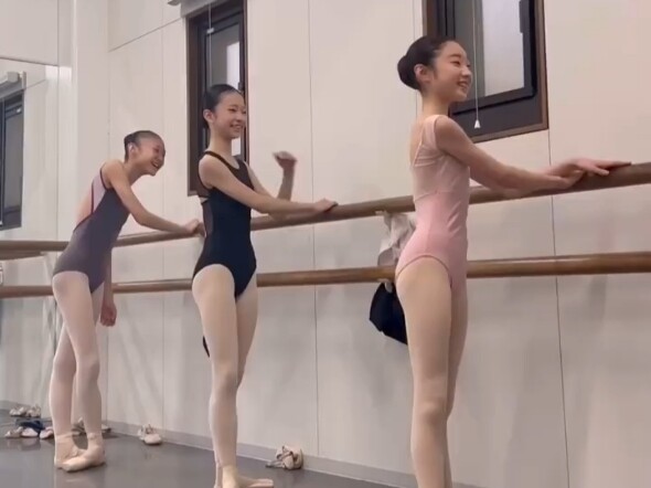 这配乐，还得是樱花妹