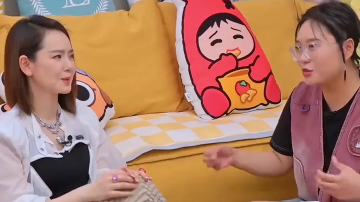 ชีเวยบ่นว่าลัคกี้ทำผิดซ้ำแล้วซ้ำเล่า ไม่เคยปรับปรุง แต่ในใจก็ท่องอยู่ว่า “ลูกแท้ๆ ลูกแท้ๆ!”