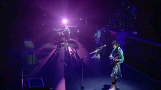 RAISE A SUILEN - Light A Fire [lirik+terjemahan]