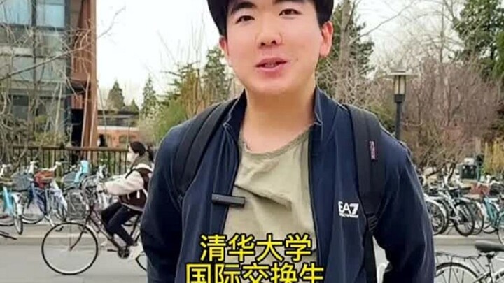 Sangat terasa bahwa siswa ini jauh lebih percaya diri dan beragam dibandingkan teman-teman sebayanya