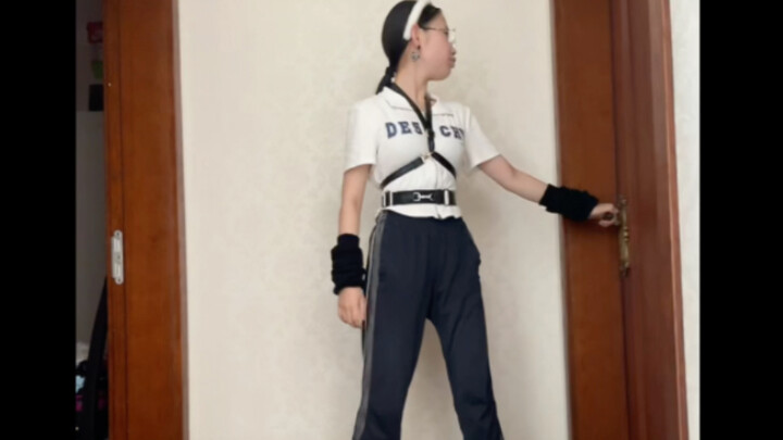 My mom won't let me cosplay...