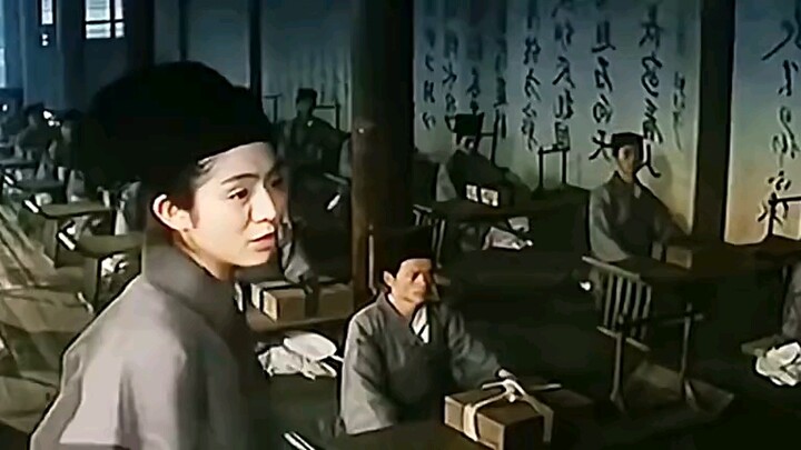 Under these conditions, you should sit here with the teacher!