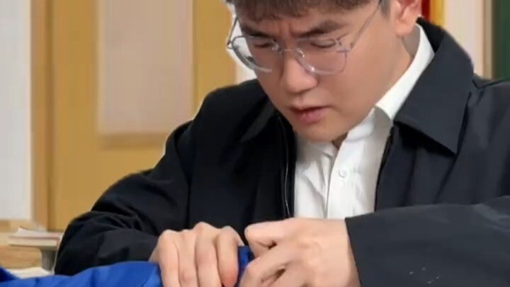 When you grab a fart in class and let your friend smell it