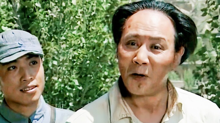 “ที่คุณพูดไว้ ทำไมถึงไม่เหมือนกับที่สอนในวิชาการเมืองเลย?”